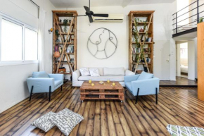 Modern Loft Retreat with Rooftop by Sea N Rent